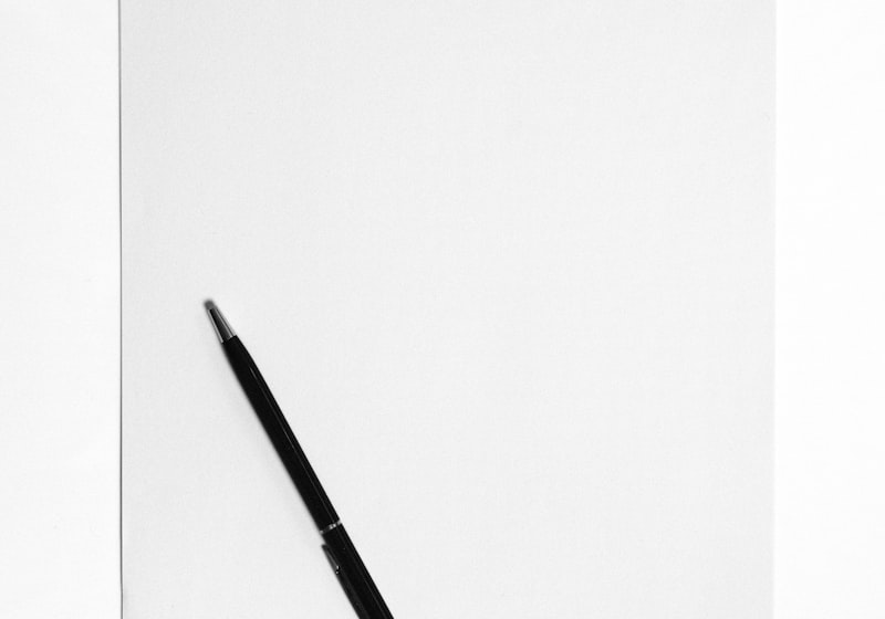 Grade Glow Pen — stand-in photography pending the client’s product shots